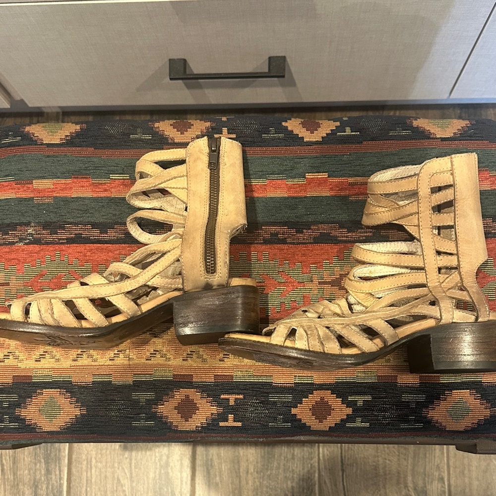Freebird Beige Strappy SandalsFree Bird Sandle booties